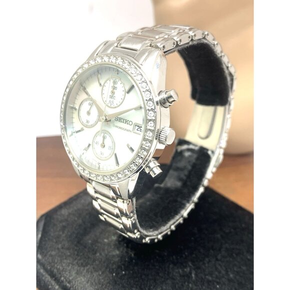 Seiko Women's Watch SNDY21 Quartz Mother of Pearl Dial Chronograph Silver Steel - Picture 2 of 14